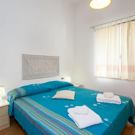 41 Mezza Marina Villa Orosei